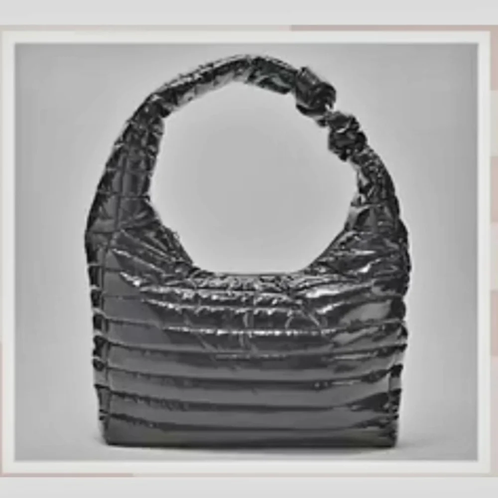 NWT Think Royln Large Knot Strap Hobo Bag - Amsterdam - Picture 5 of 10